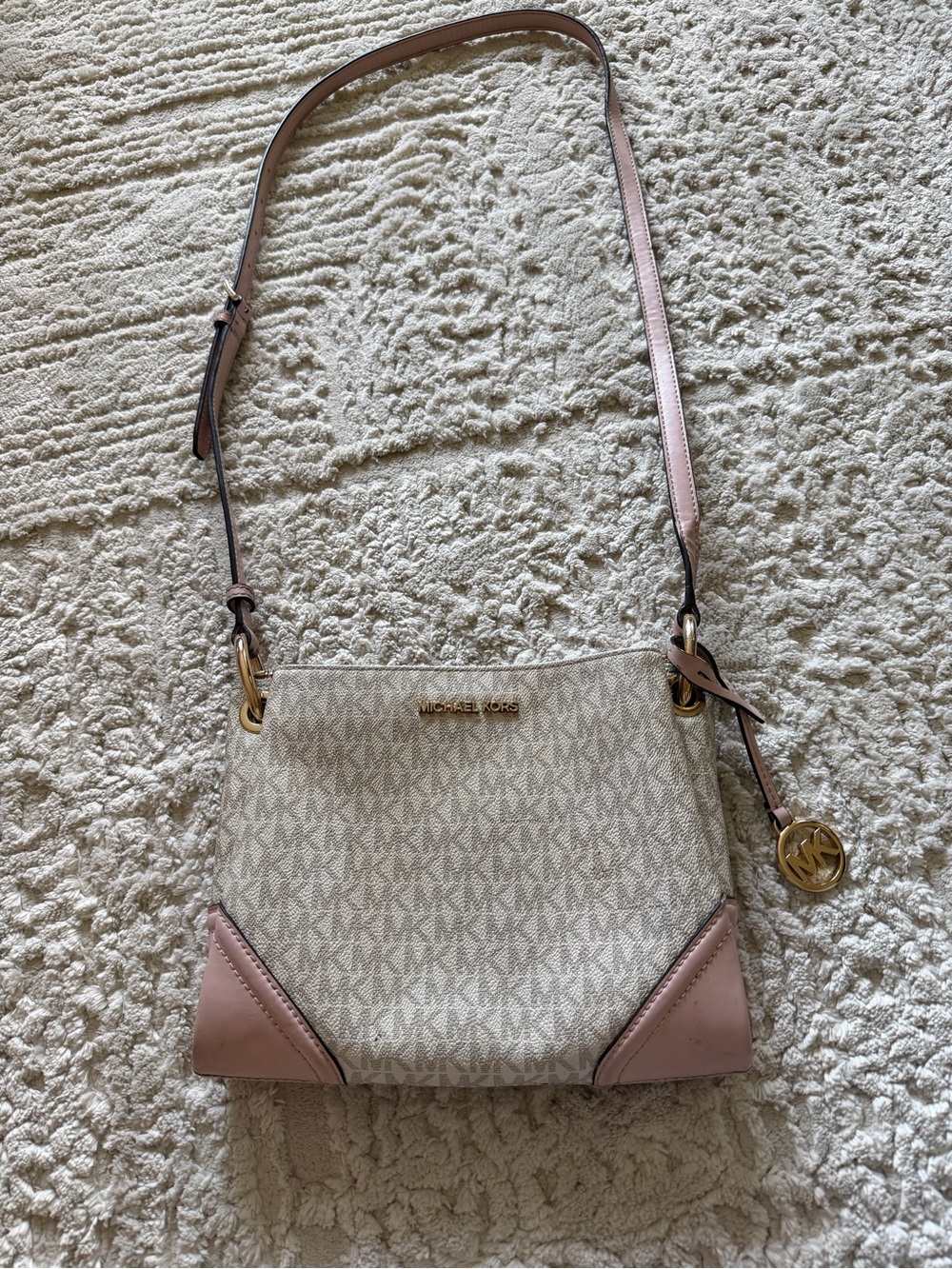 Michael Kors Nicole Triple Compartment Crossbody Bag in vanilla and ballet pink